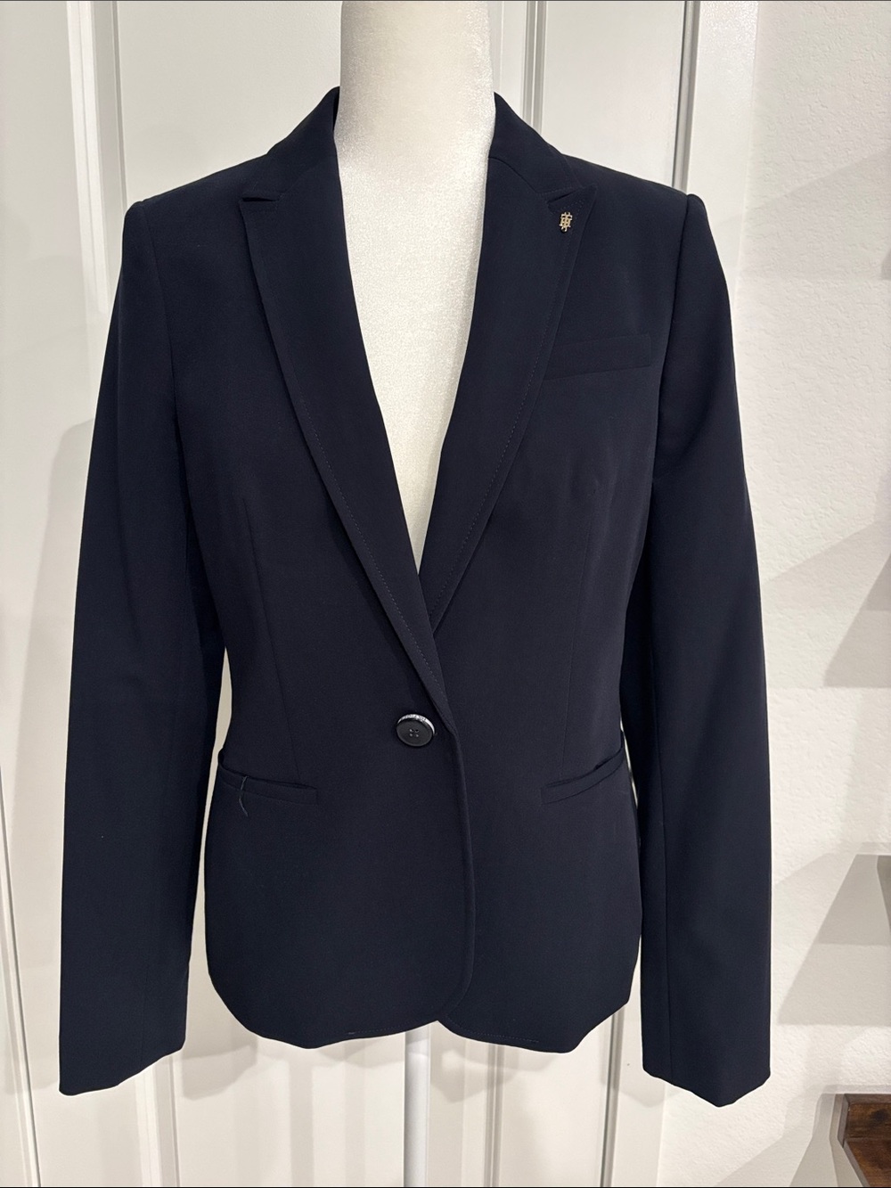 Tommy Hilfiger Navy Blue Single-Button Tailored Blazer
